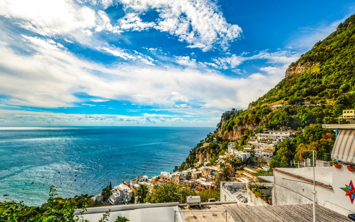 Visiting Positano: enchantment and beauty on the Amalfi Coast